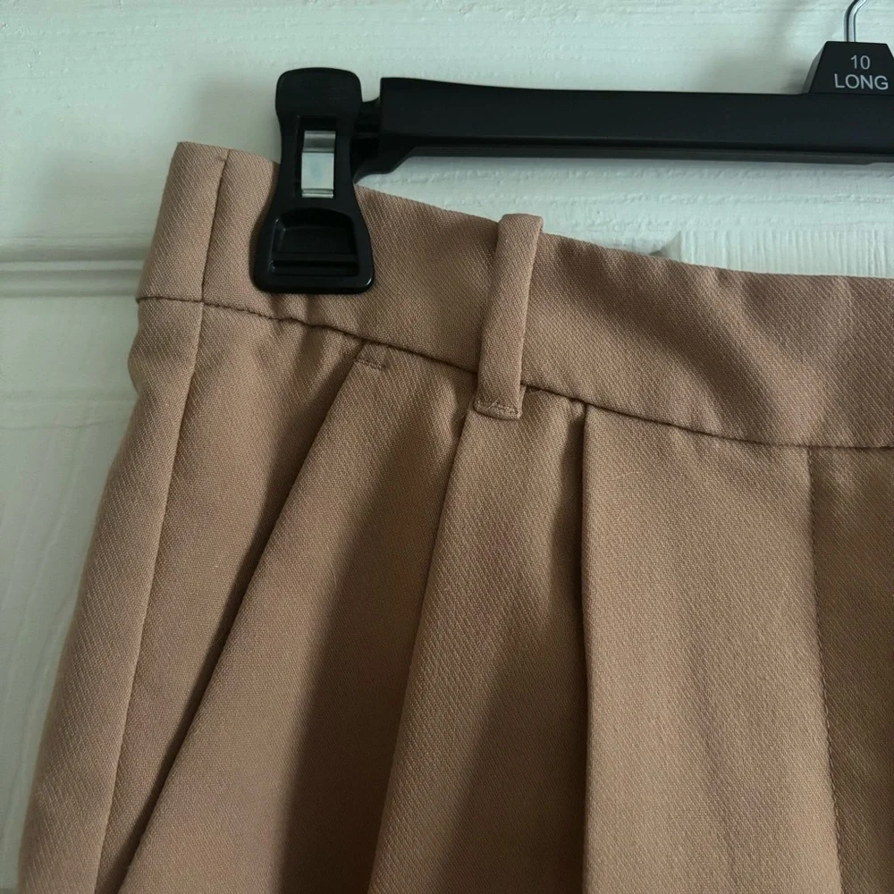 Abercrombie & Fitch Women's Camel Trousers - Picture 5 of 8